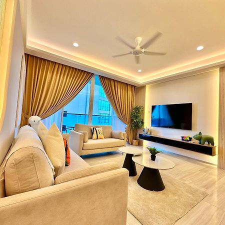 Pinetree Puteri Harbour @ Uha Apartment นุสาจายา ภายนอก รูปภาพ